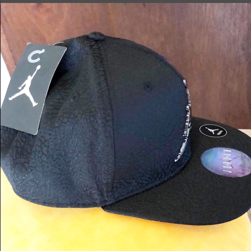NIKE AIR JORDAN Jumpman  Black Youth Boy's Cap - Picture 4 of 4
